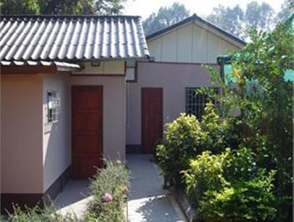 Home Stay Stc Bed And Breakfast Удон-Тхани Экстерьер фото